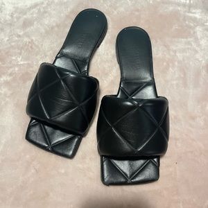 Bottega Veneta Black Lido Slide